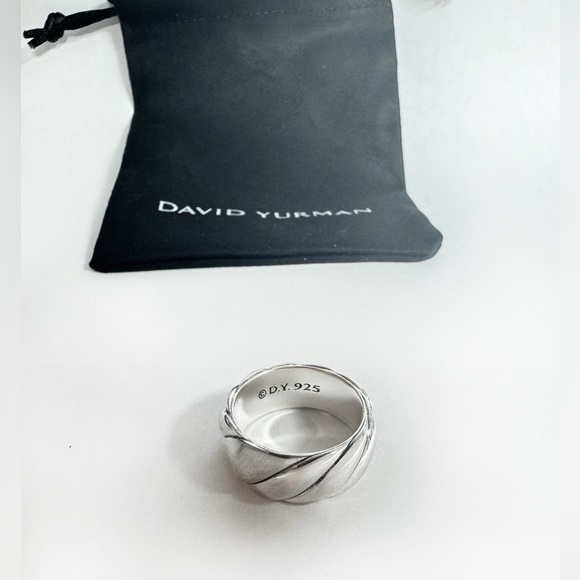 David Yurman Accessories - David Yurman Sterling Silver Women's Sculpted band | Sculpted 9mm Ring | Sz 8